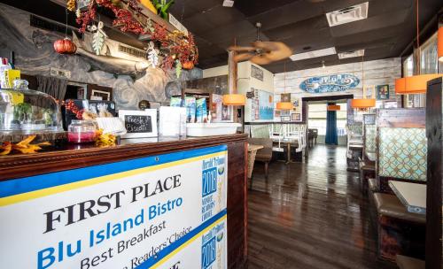 Island Sun Inn & Suites - Venice, Florida Historic Downtown & Beach Getaway - 레스토랑