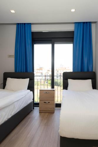 MENE SUITES - image 9