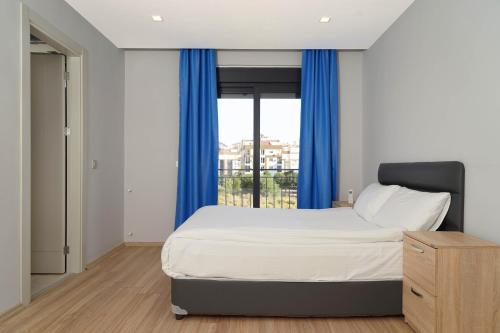 MENE SUITES - image 3