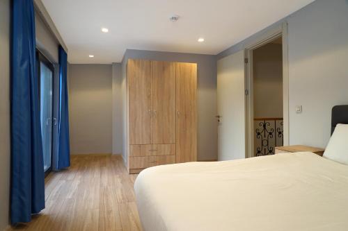 MENE SUITES - image 13