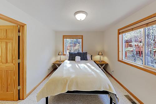 New Listing! Alder Creek Retreat Near Slopes home - image 5
