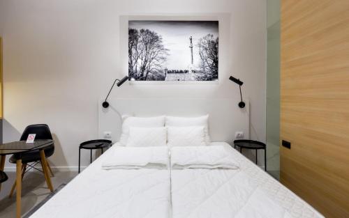 Teanna Lux Apartments - image 11
