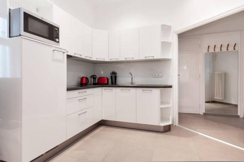 Contemporary City Apartment Váci Utca 5