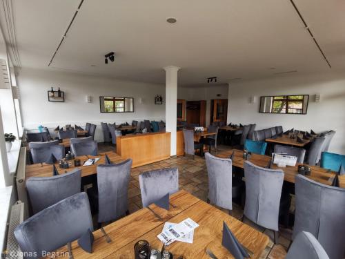 Étterem, Olympia Hotel & Restaurant in Inden