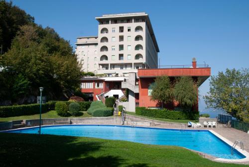 LAGO DI COMO LAKE APARTMENT CASA VACANZe in Valbrona