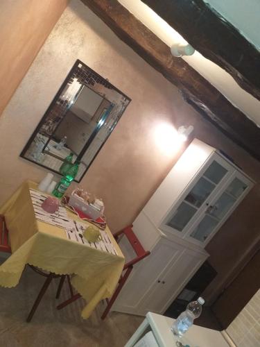  Delizioso Monolocale centro storico Campagnano di roma, Pension in Campagnano di Roma bei Mazzano Romano