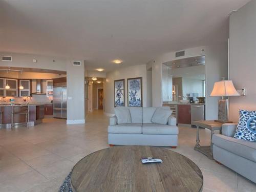 Bella Luna P10 by Meyer Vacation Rentals - image 3