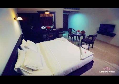 Superior Double or Twin Room room in Hotel Lakshmi at Thanjavur