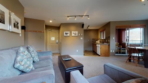 Town Plaza - One-Bedroom Apartment - 4314 Main Street - Unit 341