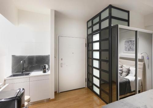 The Monastiraki Metro Lux Suite!, Афины (фото 10)
