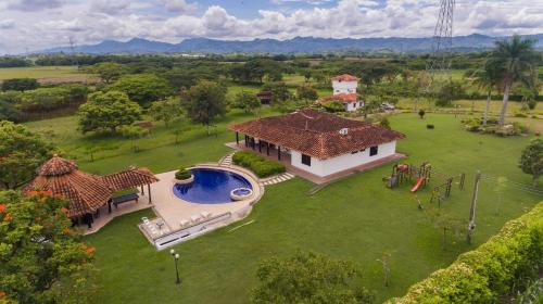 CASA CAMPESTRE LA CAMPIÑA LA VICTORIA Valle del Cauca ESPACIO COMPLETO (CASA CAMPESTRE LA CAMPINA LA VICTORIA Valle del Cauca ESPACIO COMPLETO) in La Unión (Valle del Cauca)