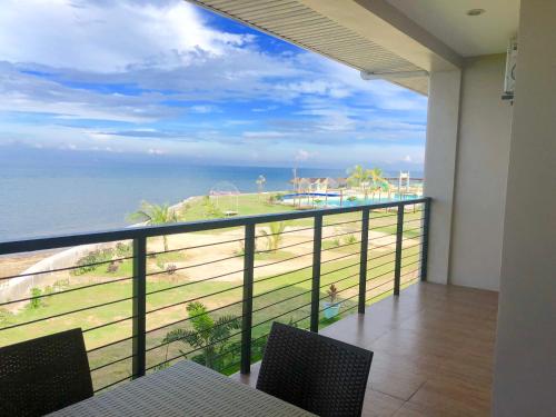 Acapulco Resort in Toledo