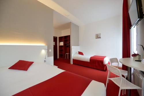 Inter-Hôtel Loval