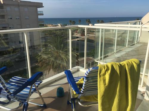  Vistas al Mediterráneo + piscina+AA+wifi, Unterkunft in Daimuz
