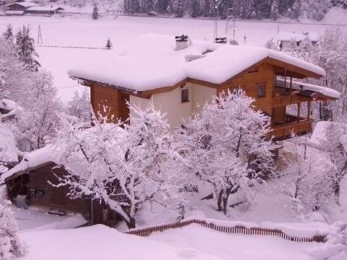 A szálláshely kívülről, Landhaus Seiringer Apartments in Gstan