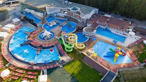 Lifestyle Apartments -Zielony Uniejow 'prywatne kapiele termalne'