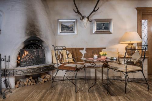 ผับ/เลาจน์, Hotel Kirchlerhof in ฮินเตอร์ตุกซ์ กลาเซียร์