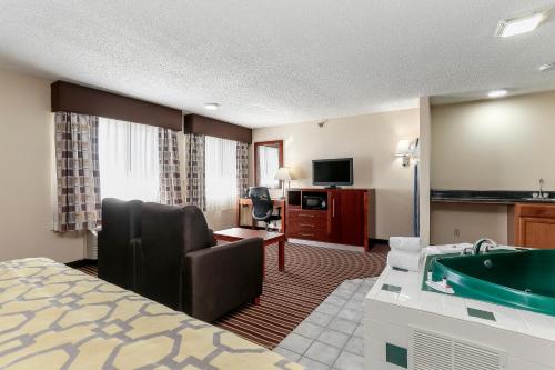 Baymont by Wyndham Bowling Green, Allen, Kentucky