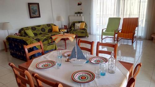  SEA HOUSE, Ferienwohnung in Thessaloniki