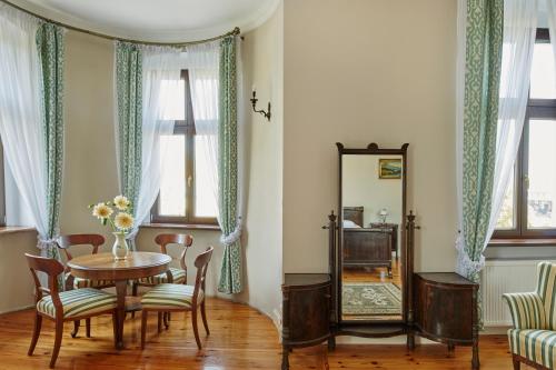 Deluxe Double Room with Bath