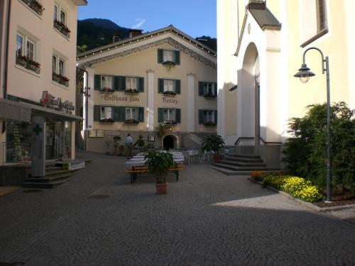  Gasthaus Kreuz, Pension in Schruns