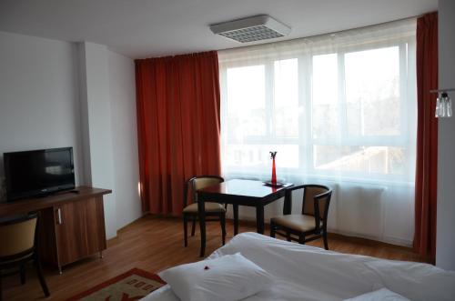 ApartHotel Zorilor - image 13