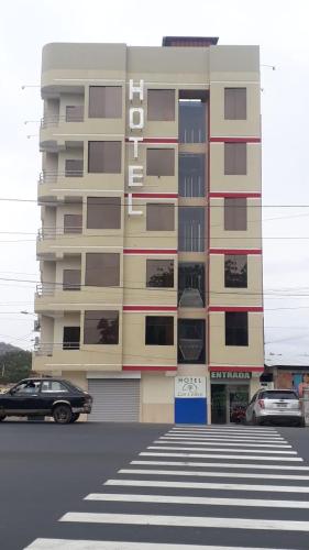 . Hotel Los Ceibos Jipijapa