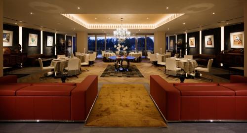 ห้องอาหาร, THE HIRAMATSU HOTELS & RESORTS SENGOKUHARA HAKONE near เซ็นโกคุฮาระ