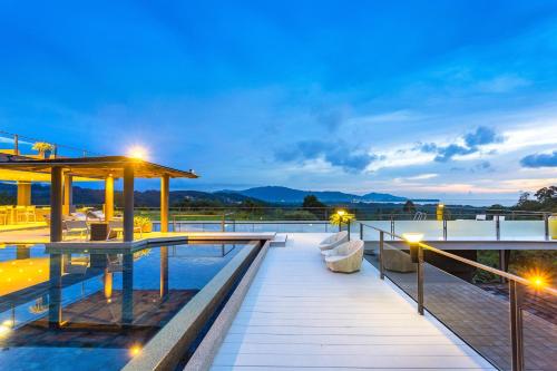 Villa Suriyan 8 Bedroom Layan Seaview Villa. (Butler Service, Beach Villa Suriyan 8 Bedroom Layan Seaview Villa. (Butler Service, Beach Shulttle and