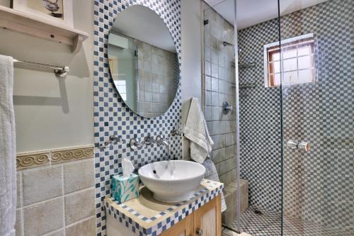 Bungalow 49 In Kapstadt Sudafrika Bewertungen Preise