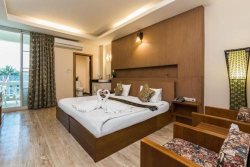 room detail thumbnail 0