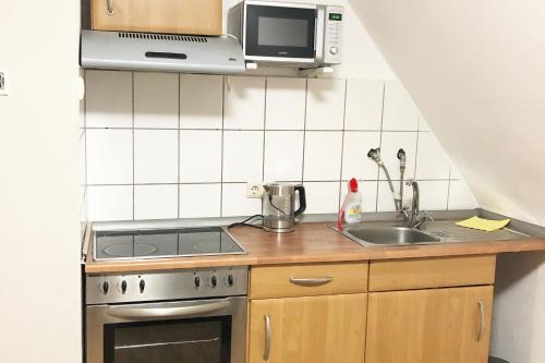 cosy three room apartment with flatscreen TV 2.8km von Eickel entfernt