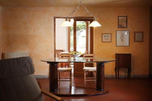 4 bedrooms, 4 beds