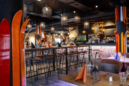 Base Camp Lodge Hotels - image 4