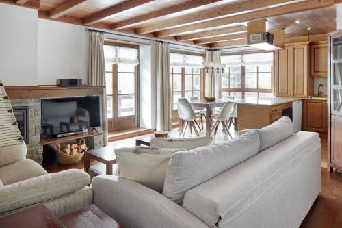 Val de Ruda 64 by FeelFree Rentals - Apartment - Naut Aran