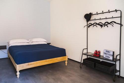 Santa Cecilia in Trastevere with Balcony - image 12