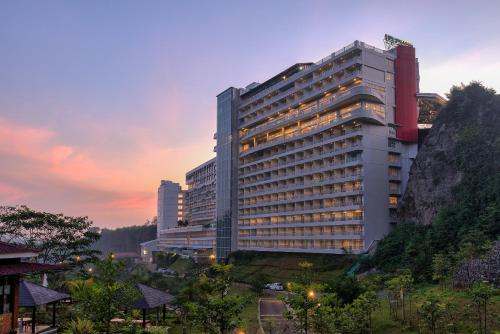 Le Eminence Puncak Hotel Convention and Resort