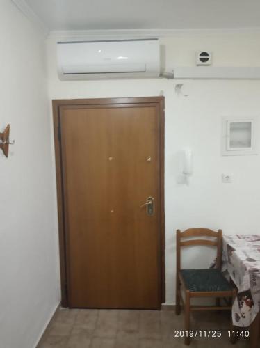 kosta's apartment 2 photo
