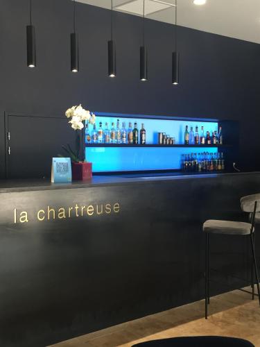 . La Chartreuse Logis Hotel Restaurant