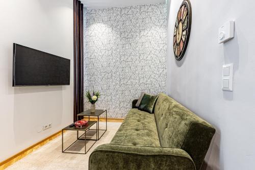 ZEUS Design Apartments 4