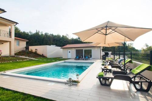 Ferienhaus Mit Pool Rakalj Pula Istrien Kroatien Croatia