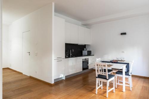 TIGLI Apartment - image 10