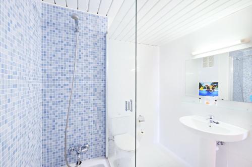 azuLine Hotel Pacific - main image