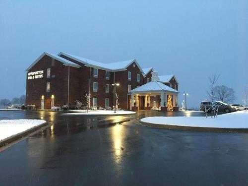 Appomattox Inn and Suites