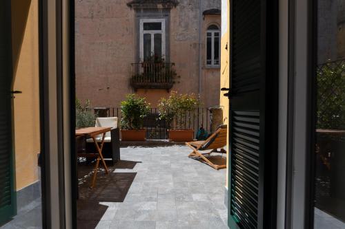 Galluppi Studio Flat By HouseinNaples, Неаполь