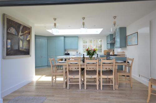 Kitchen, Hope Cottage in Brading