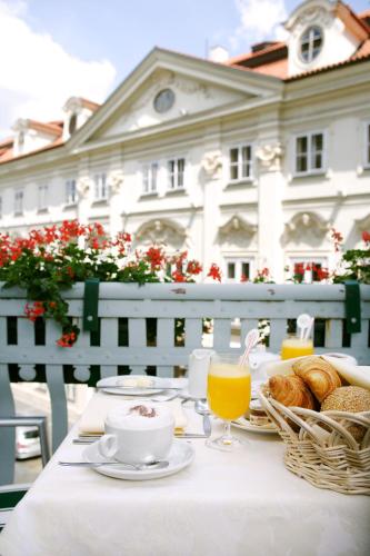 Art Nouveau Palace Hotel - image 7