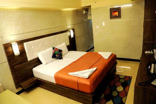 Hotel SSK Grand - Kanchipuram