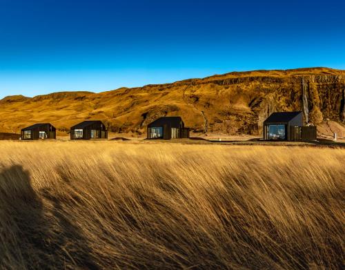 Seljalandsfoss Horizons