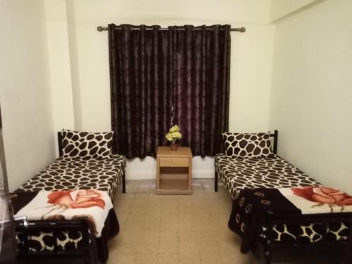 Cliff - Hostel Room Type - Single Room Shared Bathroom without AC